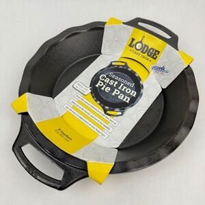 NEW Lodge Seasoned Cast Iron 9” Scalloped Edge Pie Pan Made in USA